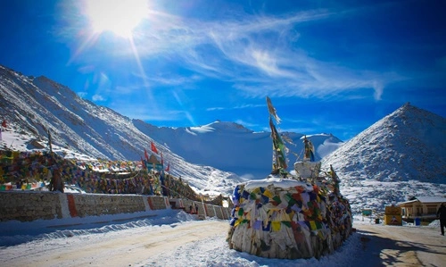 Khardung La